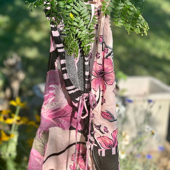 Free People NWT FLOWY TOP Size large - Picture 3 of 12